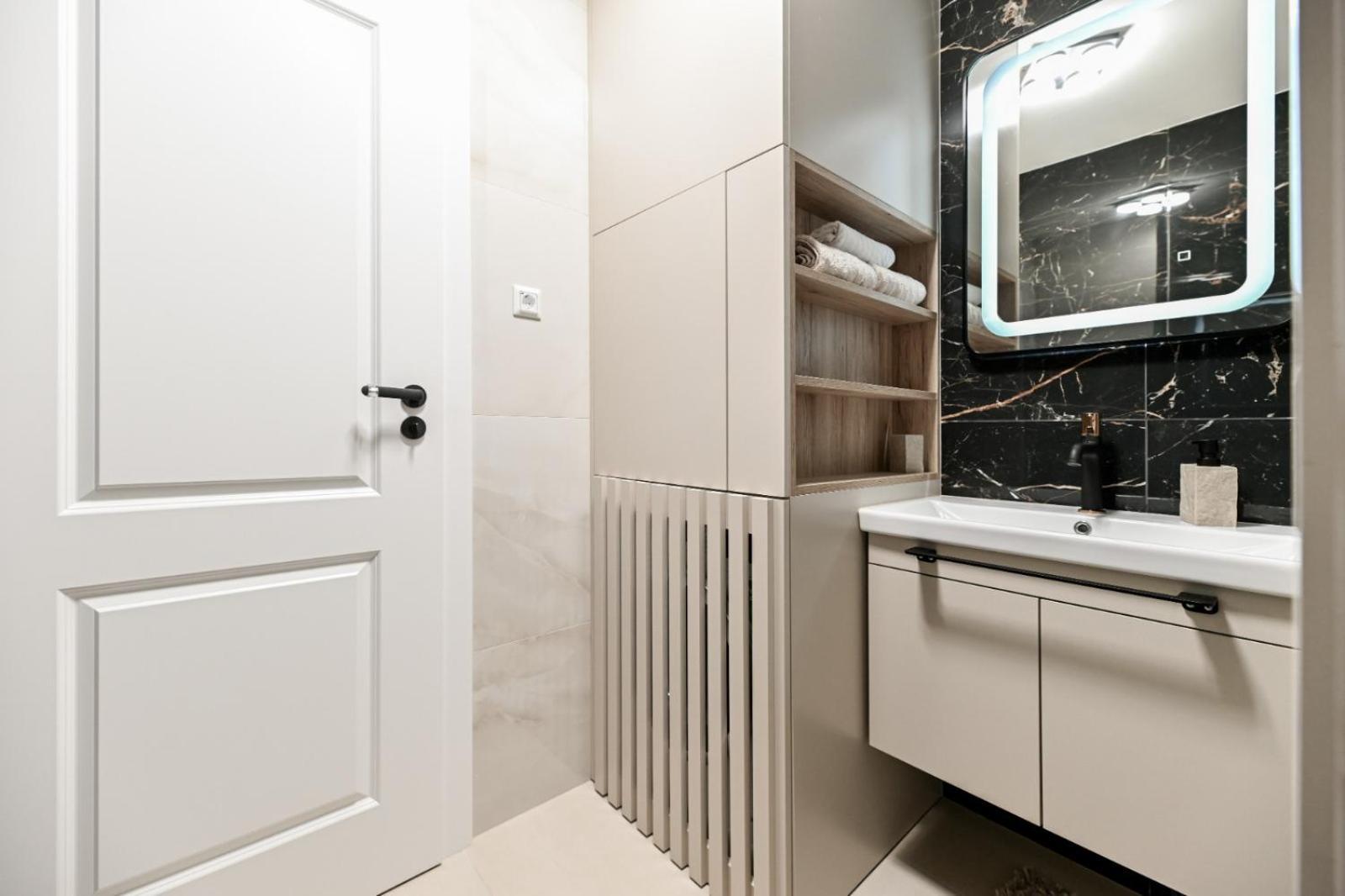 Newly Renovated Apartment Luce Задар Екстериор снимка